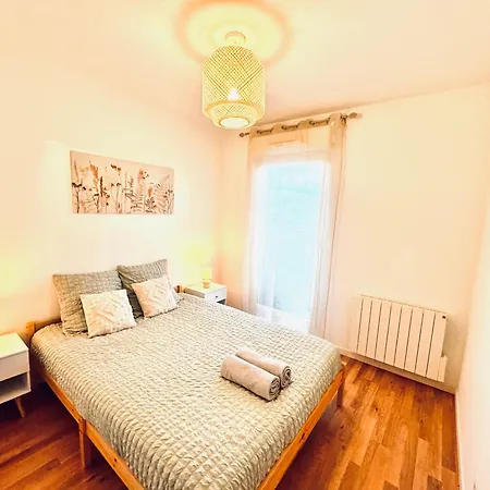 Apartment *le Golden Tropic* Magnifique T4 Terrasse+parking Vaulx-en-Velin