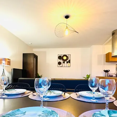 *le Golden Tropic* Magnifique T4 Terrasse+parking *
