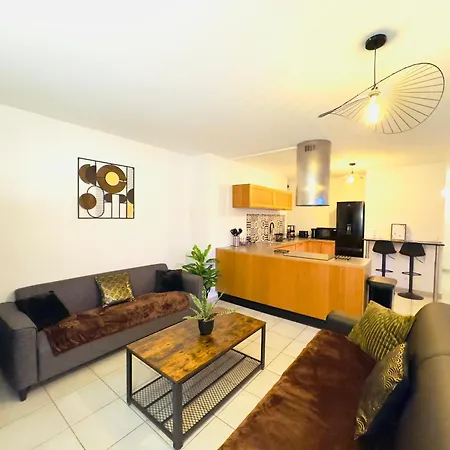 *le Golden Tropic* Magnifique T4 Terrasse+parking *