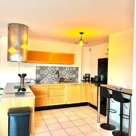 *le Golden Tropic* Magnifique T4 Terrasse+parking *
